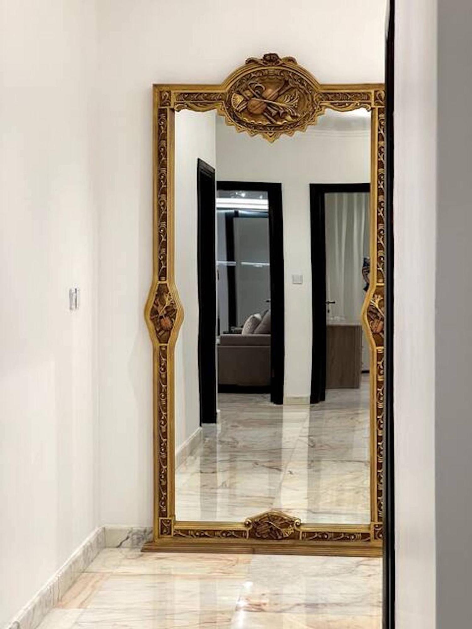 Luxurious Partial Sea View Apartment *